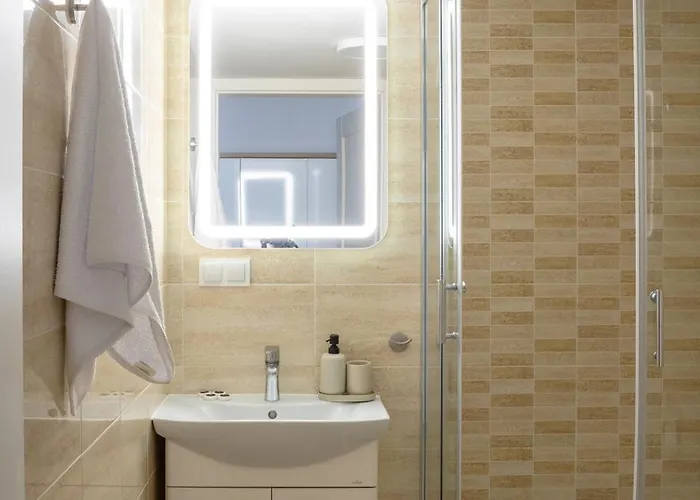 Properunit Old Town Loft With Balcony * 브로츠와프